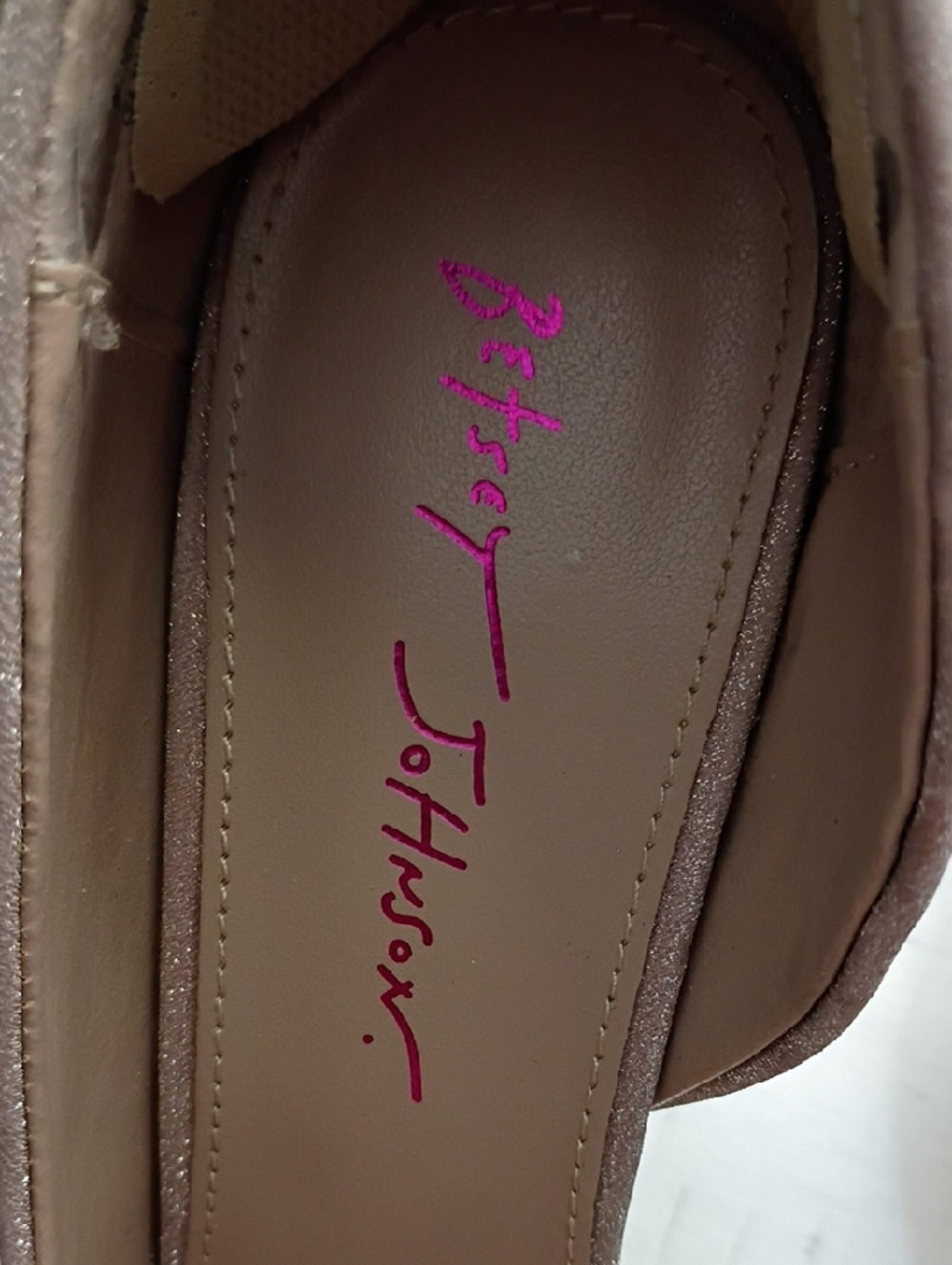 Betsey Johnson Blush Pink Pointed-Toe Bow Pumps - Picture 2 of 7
